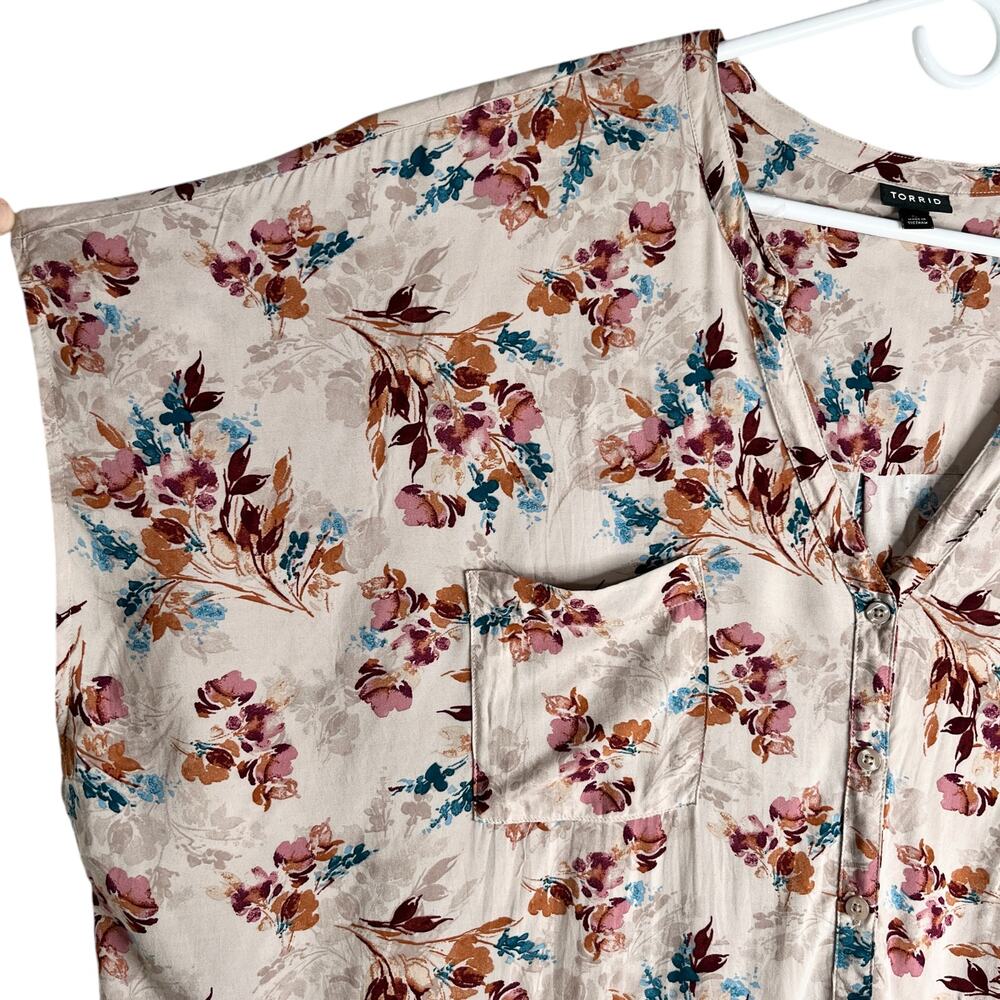 Torrid Floral Button Up Top Shirt 5 Wine Stretch 28 - Picture 6 of 14